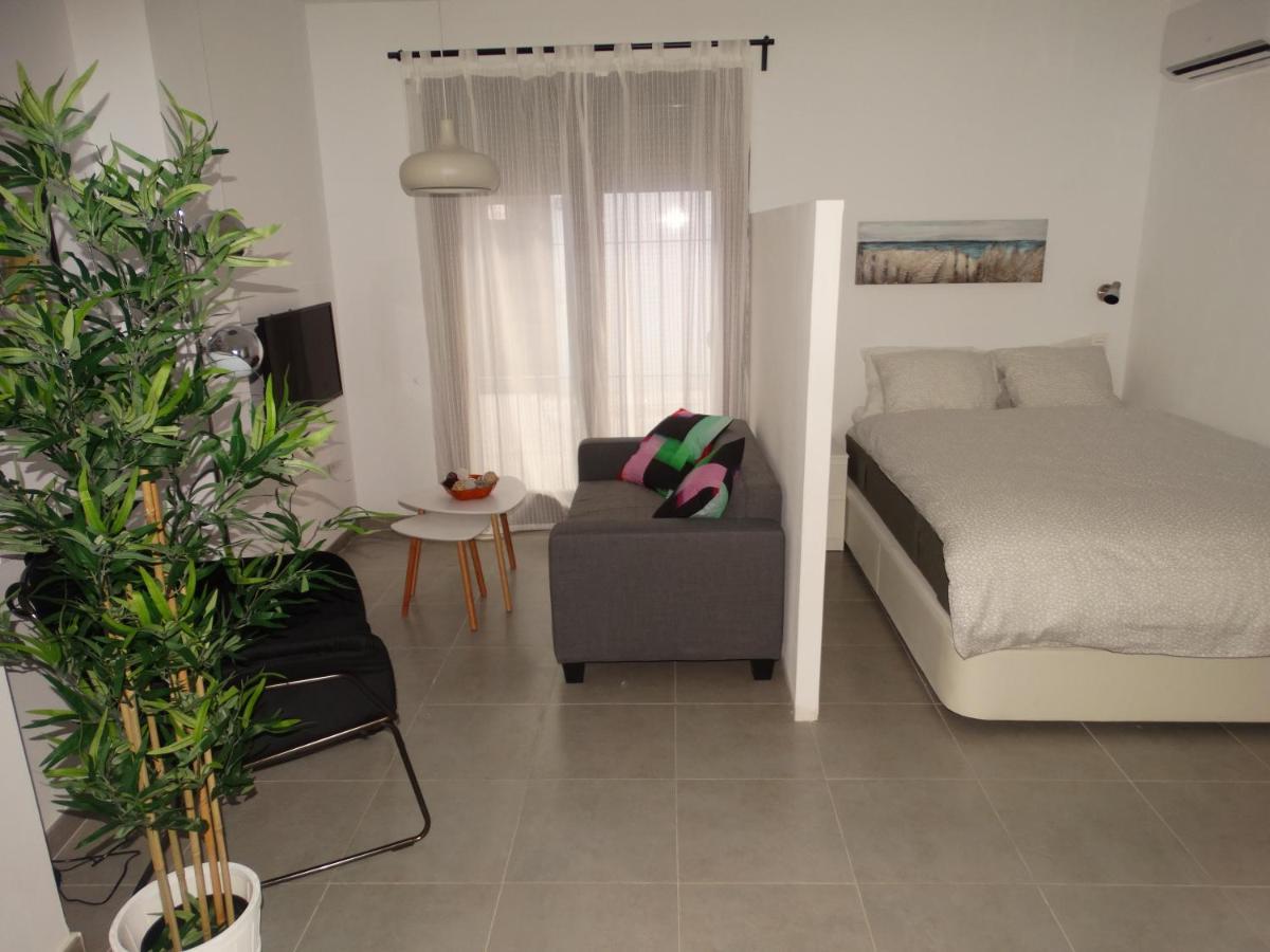 Malaga Apartamentos - Jinetes, 23 Экстерьер фото